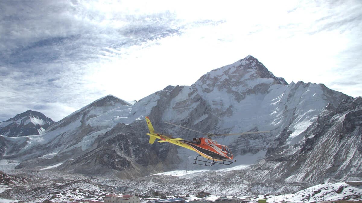 Best Time for Everest Base Camp Trek with Helicopter Return