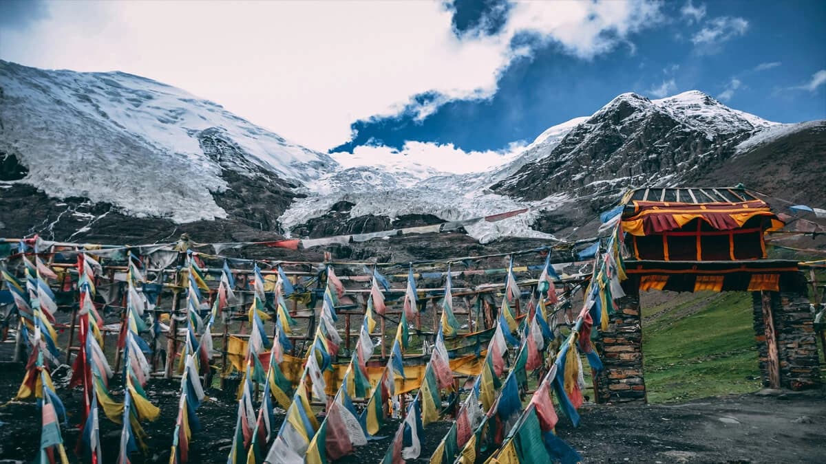 Lhasa Everest Base Camp Tour