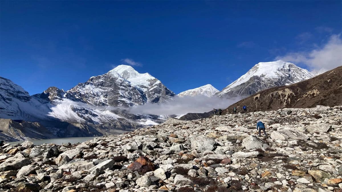 Everything you need to know about the Makalu Base Camp trek