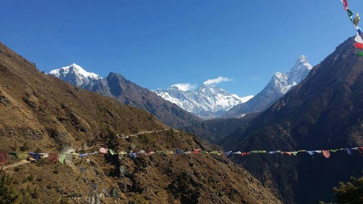 Everest Mountain Flight