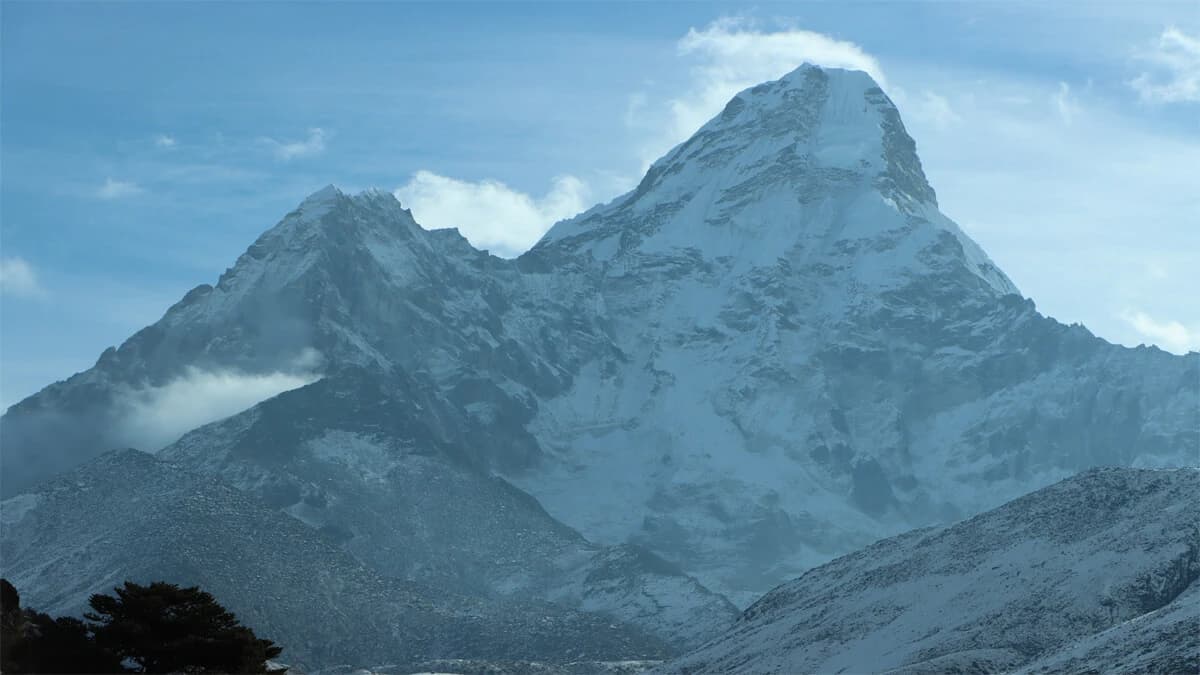 Amadablam Base Camp Trek