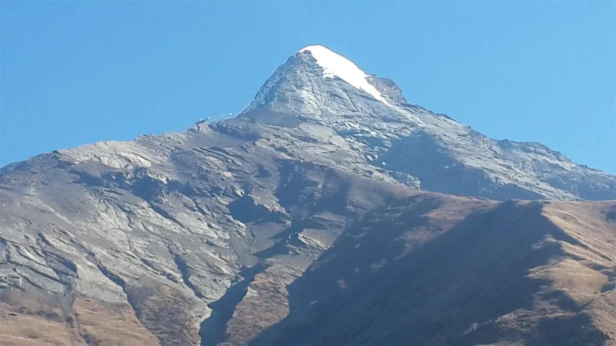 Pisang Peak Climbing