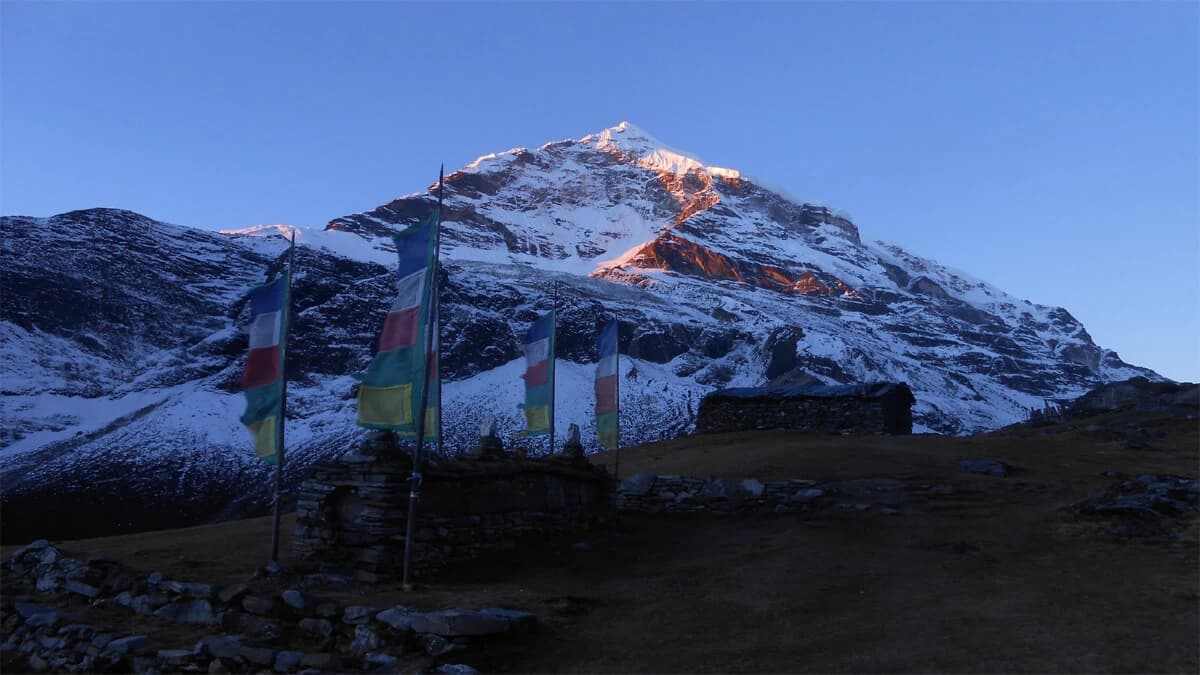 An Ultimate Guide to Makalu Base Camp Trek