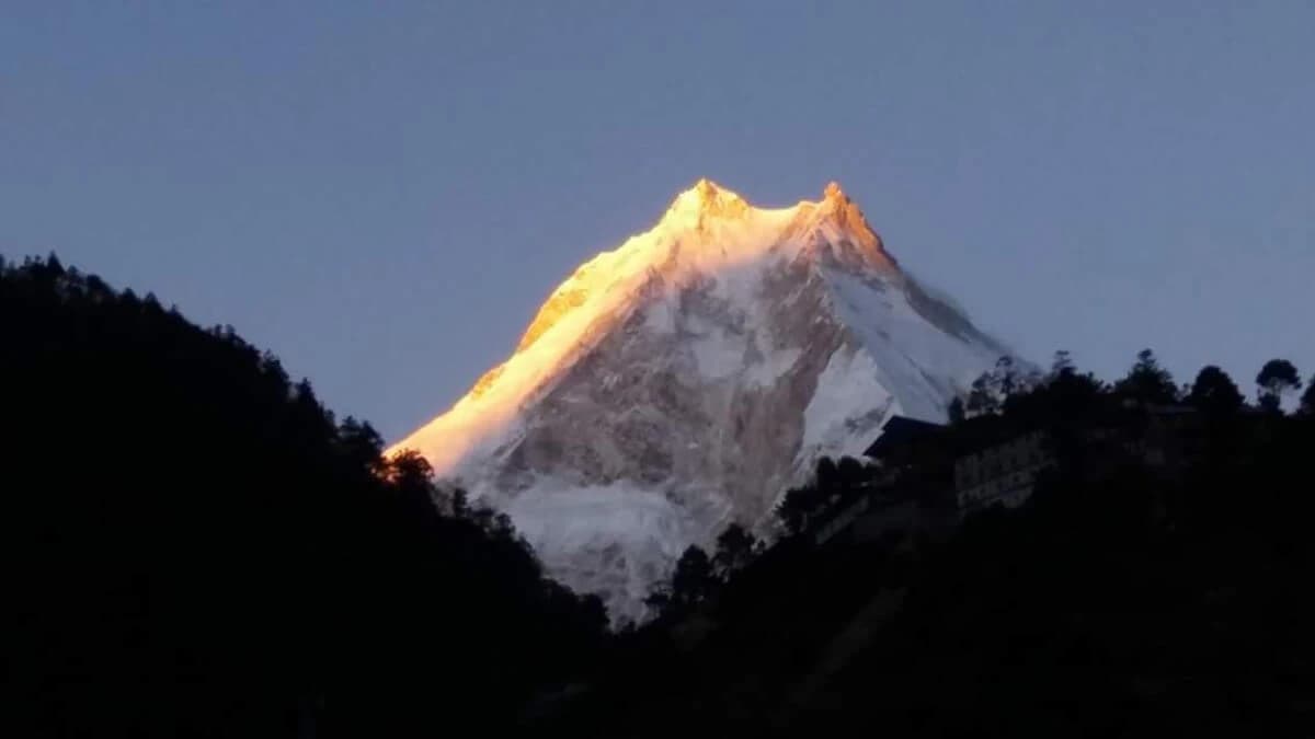 Manaslu Tsum Valley Trek