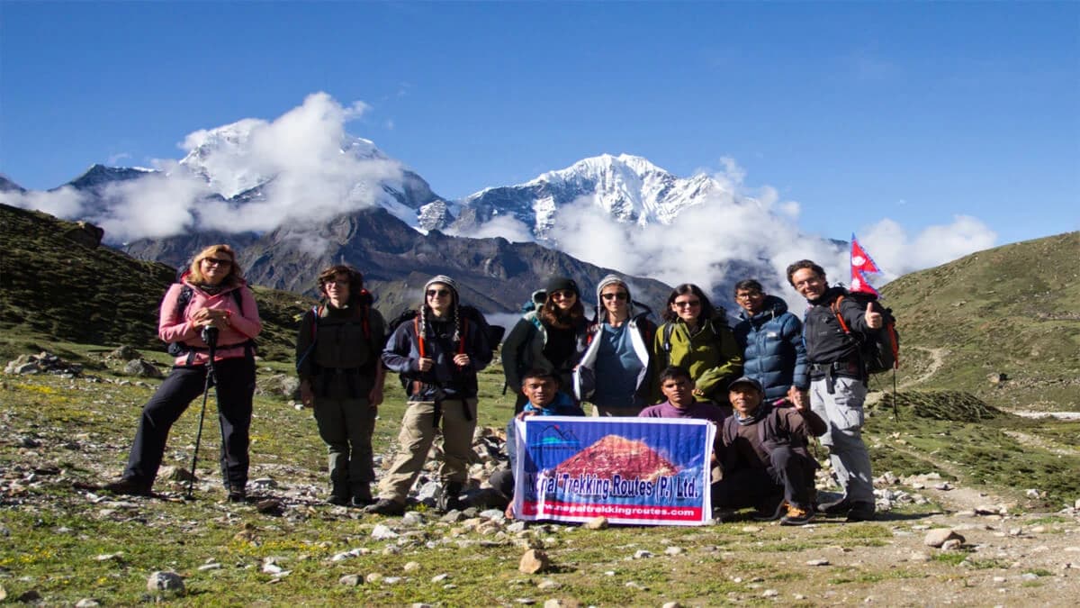 Everest Luxury Trek With Helicopter Tour