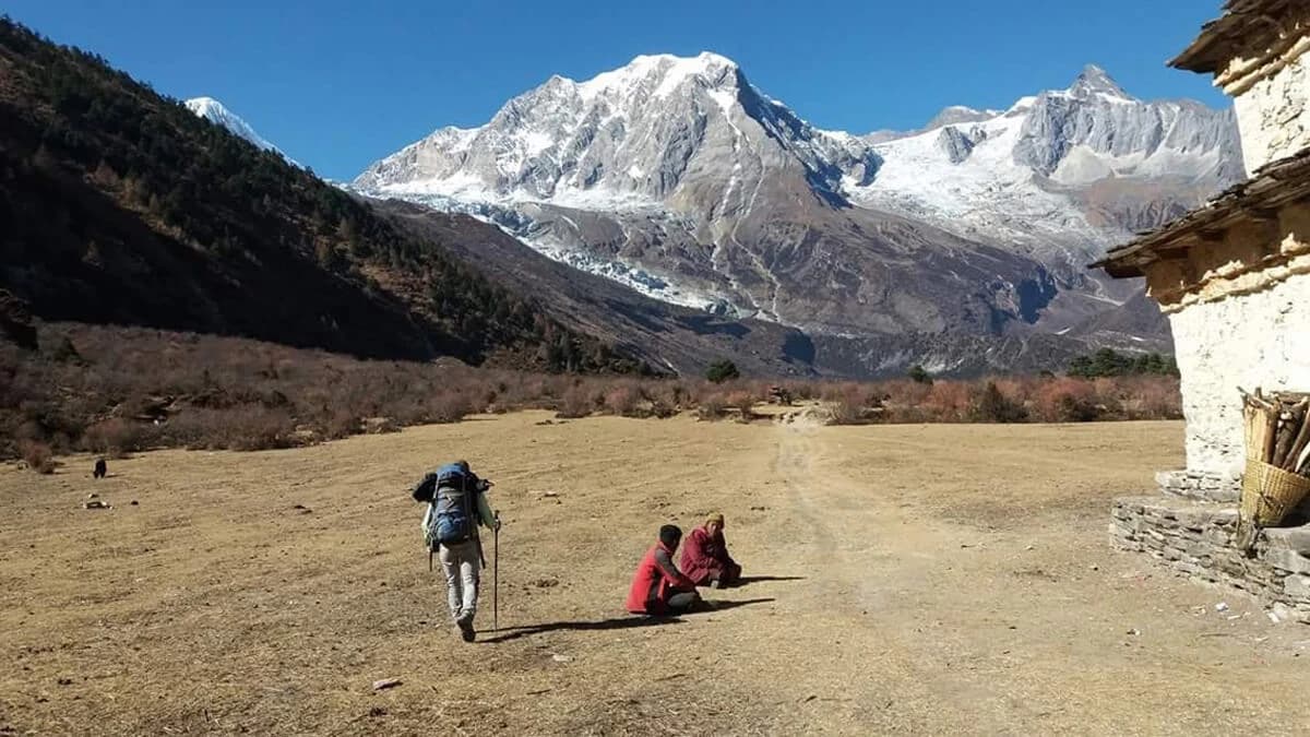 Manaslu Tsum Valley Trek