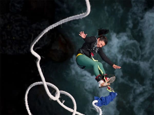 Bungee Jumping