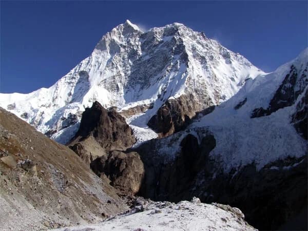 Makalu Base Camp Trek