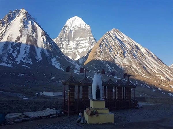 Kailash Mansarovar Everest Base Camp Tour