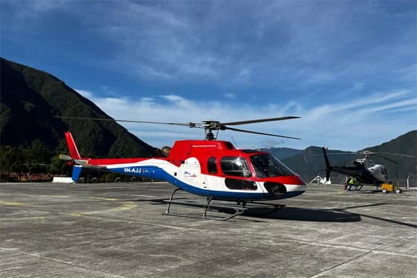 Luxury Everest Helicopter Trek