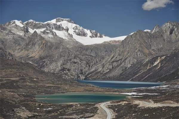 How to Trek to Manaslu Base camp?