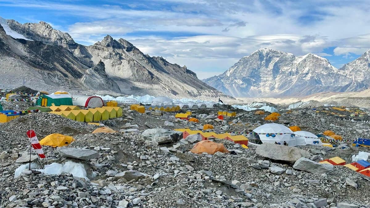 Everest Climbing Tour