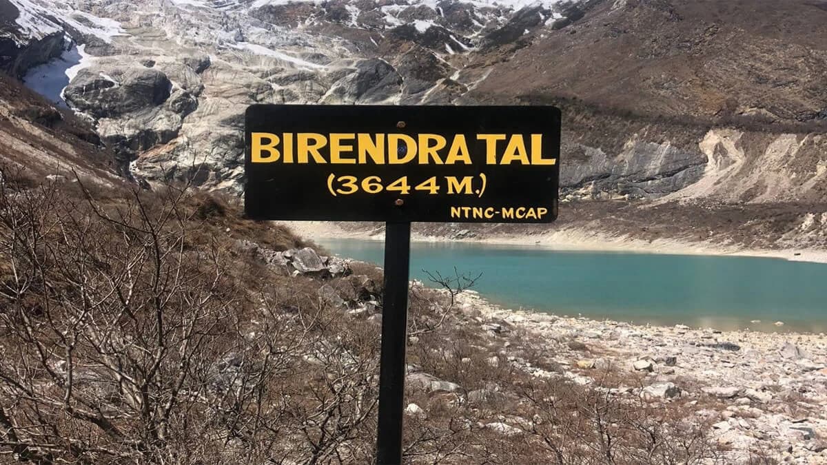 Larkya Peak Climbing Cost