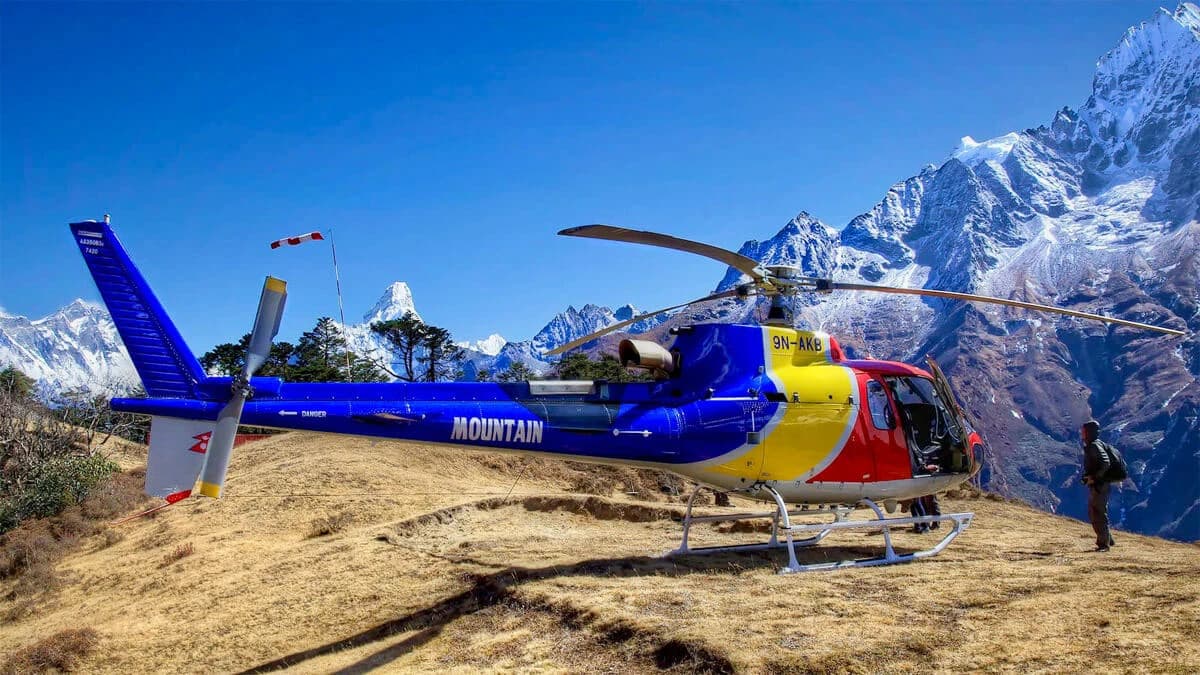 Luxury Everest Helicopter Trek