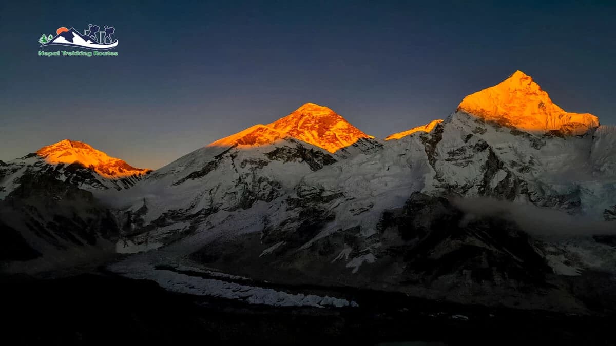 kala patthar clouds