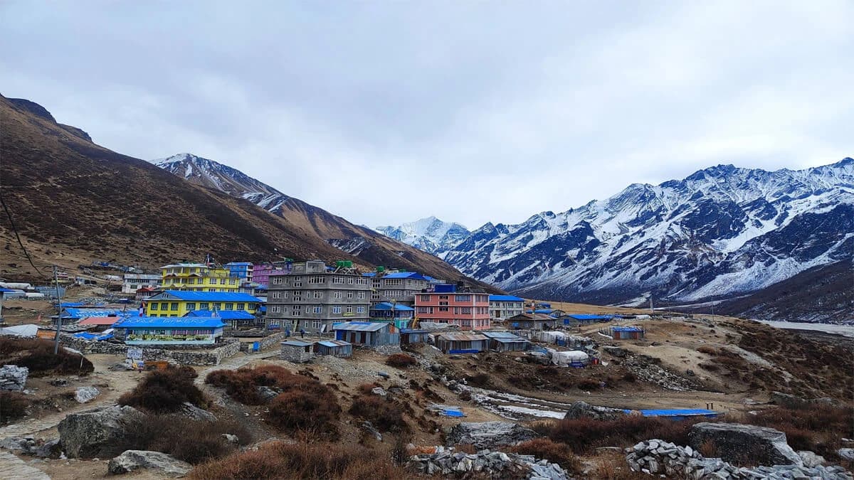 Langshisha Ri Peak Climbing