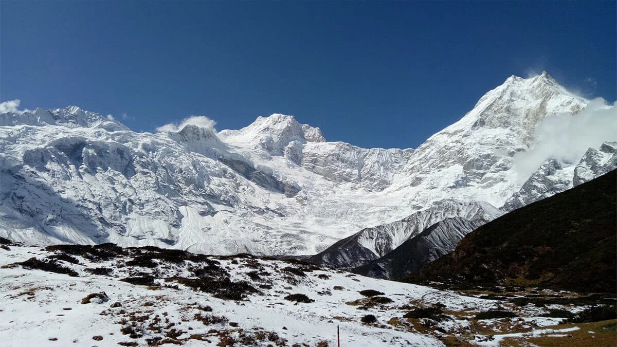 Best Time for Manaslu Circuit Trek