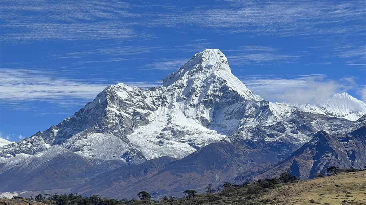 Ombigaichen Peak Climbing