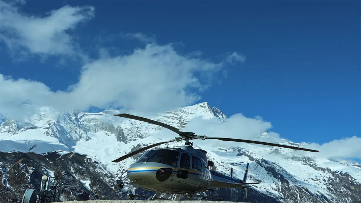 Everest Base Camp by Helicopter