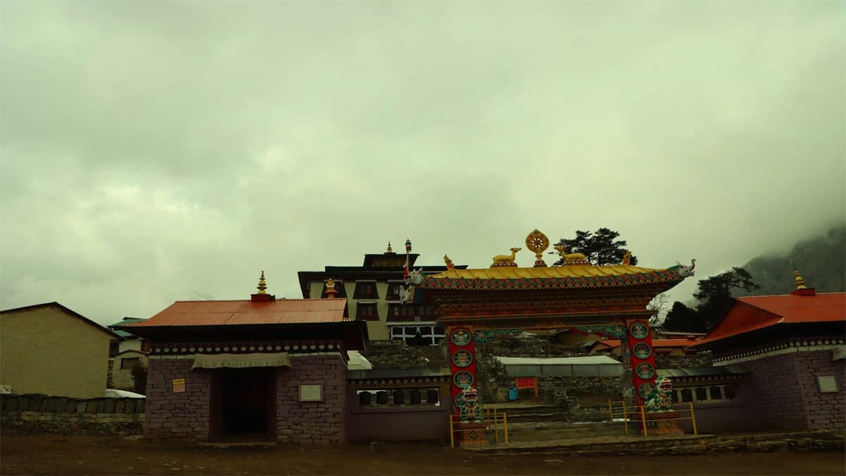 Everest Base Camp Sleeping Trek