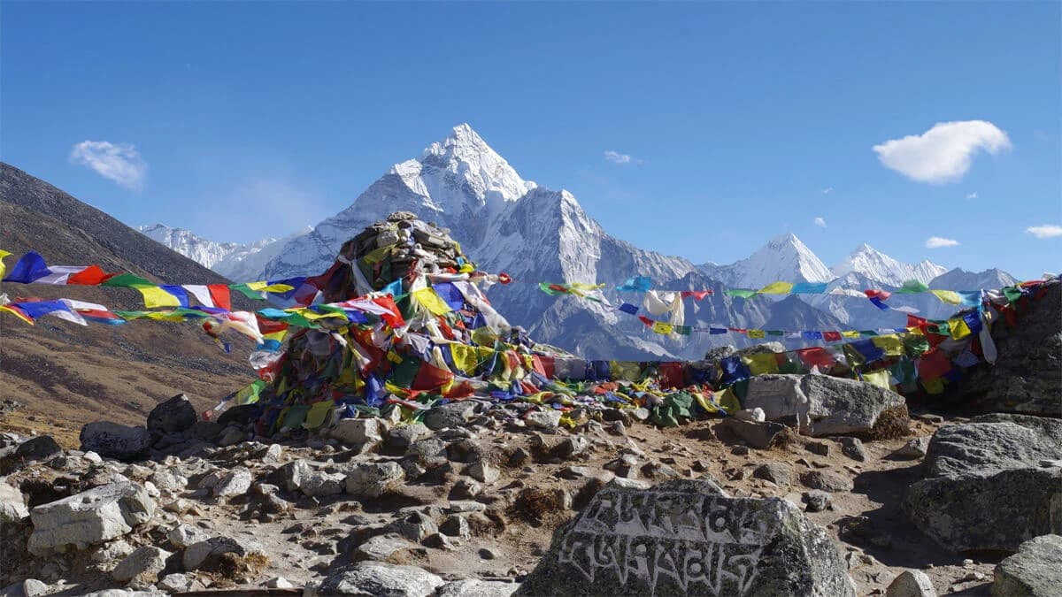 Gokyo Cho La Pass EBC Trek Difficulty