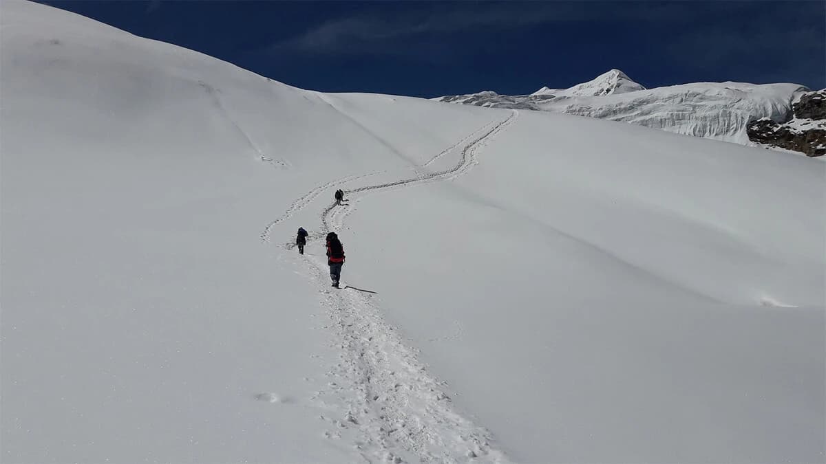 Mera Peak Climbing Base Camp Service