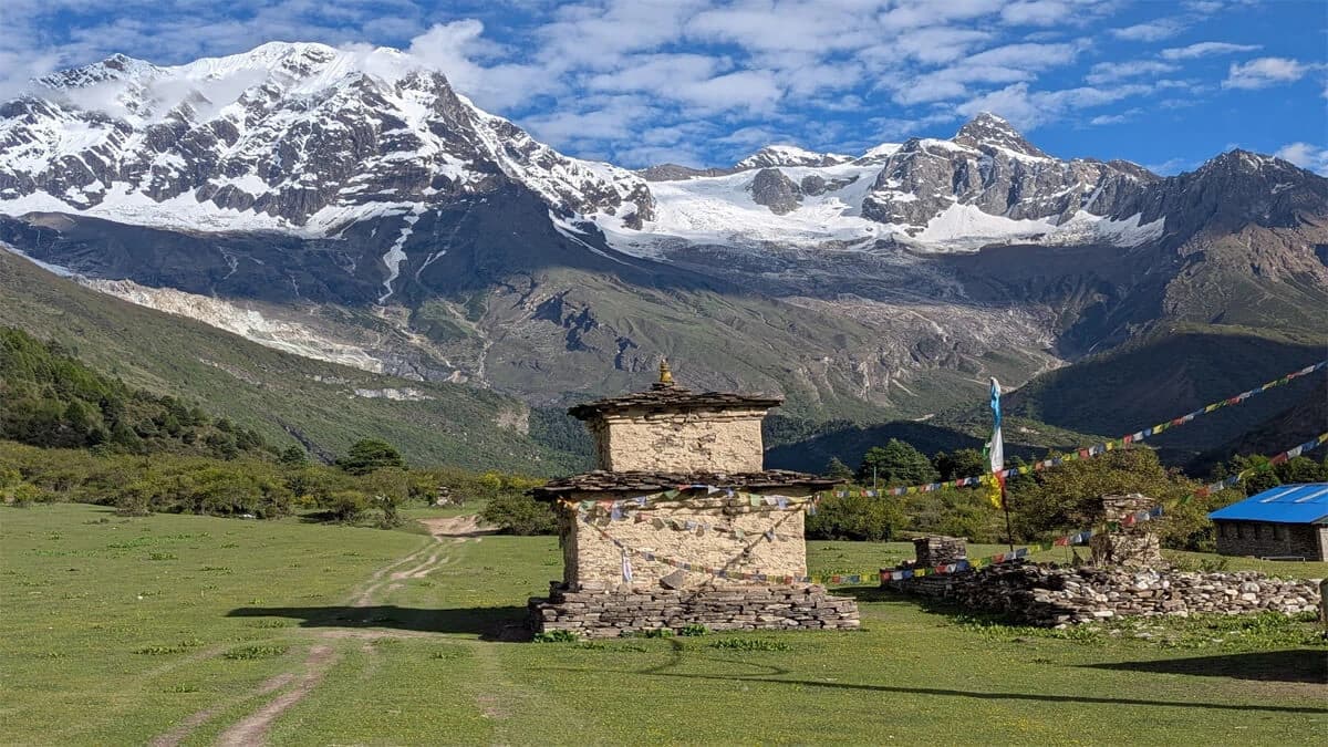 Manaslu Tsum Valley Trek Difficulty