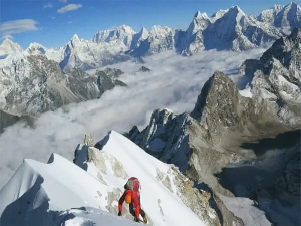 Kyajo Ri Peak Climbing
