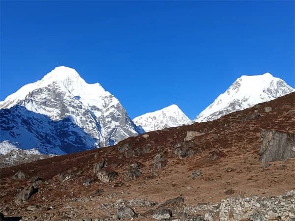 Short Makalu Base Camp Trek