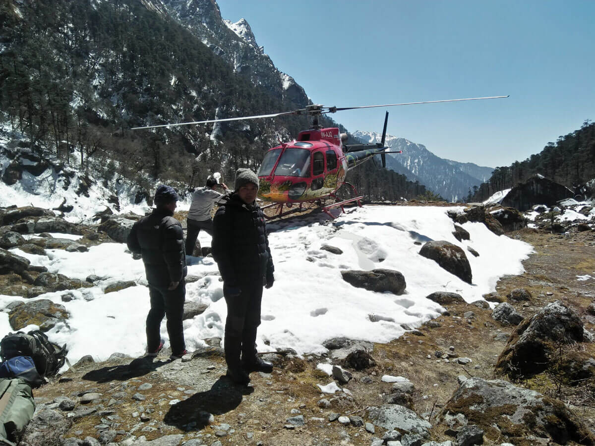 luxury Helicopter trek to Everest